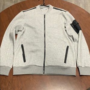 Men’s Calvin Klein zip up size medium